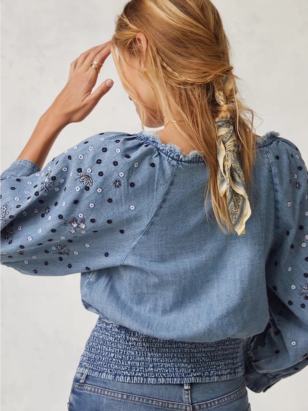 Anthropologie Pilcro Embroidered Chambray Denim Blouse XS Boho Frayed Festival - Picture 3 of 10